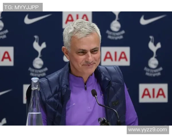 纵观足坛传奇球星华丽过人瞬间尽显技巧与艺术之巅 纵观足坛传奇球星华丽过人瞬间尽显技巧与艺术之巅